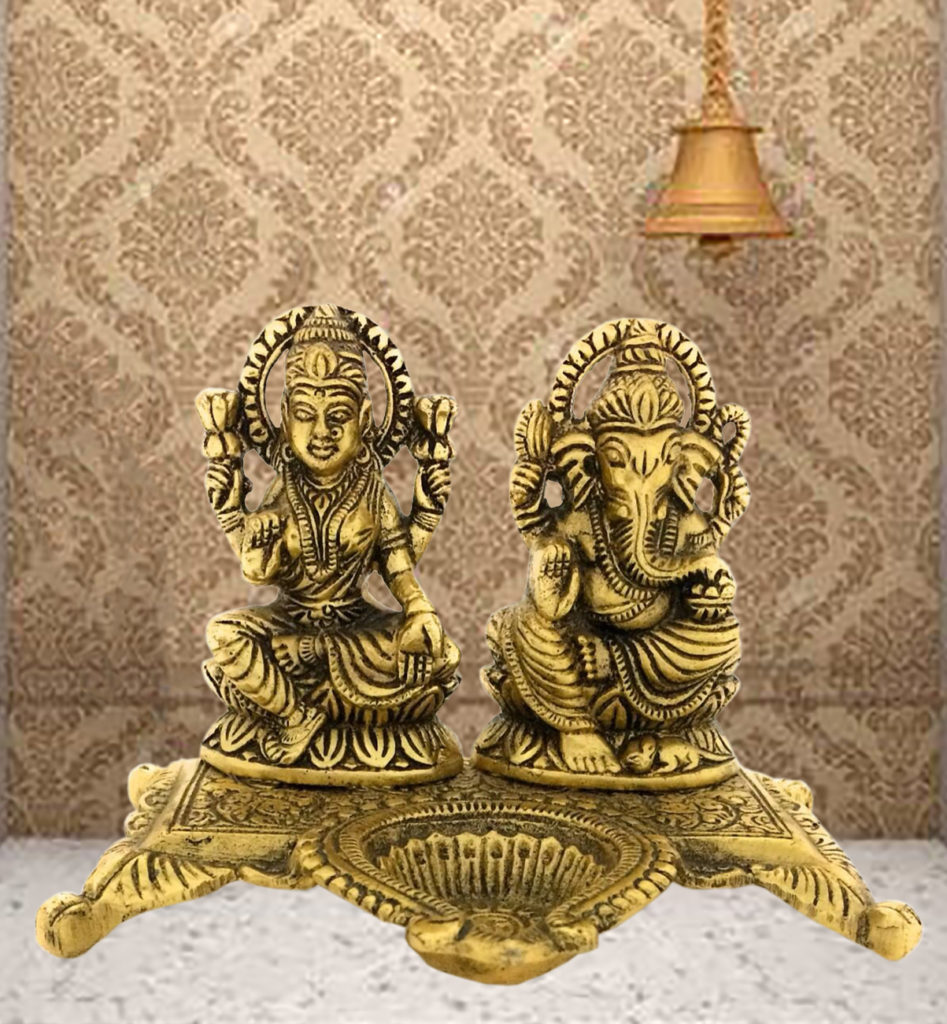 Designer Laxmi Ganesh Idol Showpiece Oil Lamp Diya Deepak Metal Lakshmi Ganesh Statue For Diwali 8394