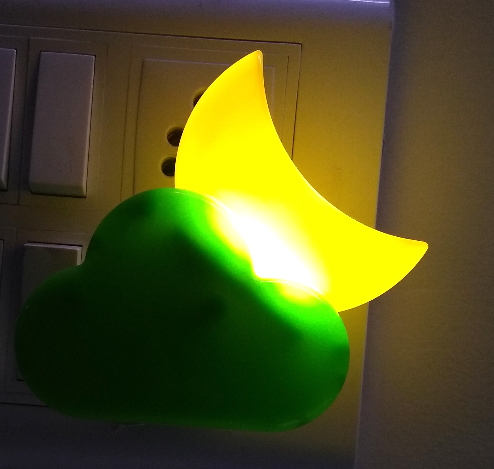 Cloud Night Light Plug