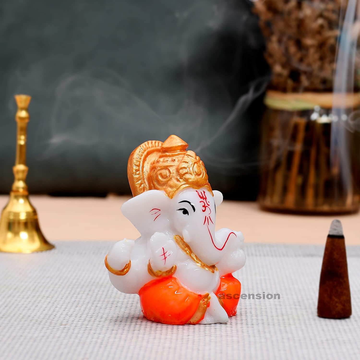 Buy Hindu God Ganesh Idol Statue for Car Dashboard Decor, Hindu Gifts for  Indian Man Women, India Home Mandir Temple Pooja Item Puja Gifts Diwali  Gifts Yoga Room Altar Decor, Size -