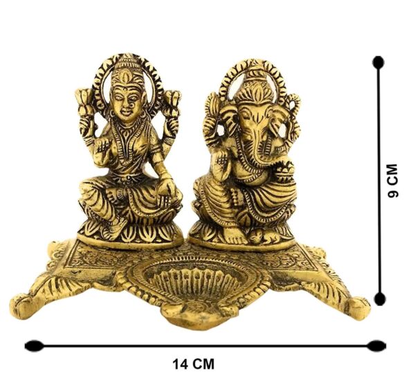 laxmi ganesh murti brass laxmi ganesh diya laxmi ganesh idol for diwali diya statue Laxmi ganesha statue laxmi ganesha idol decorative platter with diya laxmi ganesha idol figurine statue showpiece platter with diya for pooja metal statues