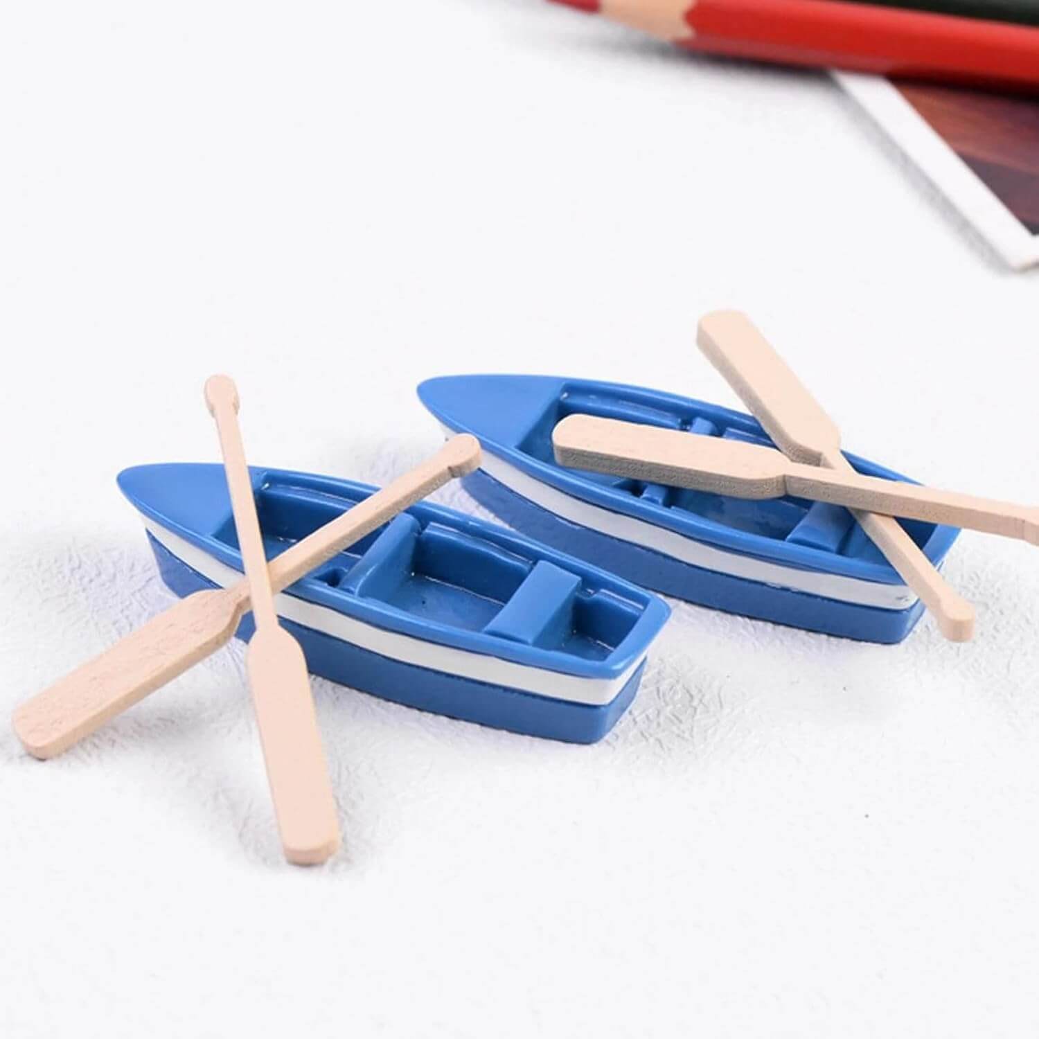 Resin Blue Boat with 2 Paddles Bonsai Décor