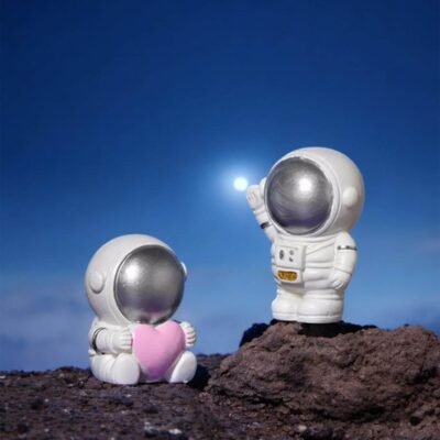 Set of 2 Decorative Astronaut Miniature Statue Figurines Showpiece