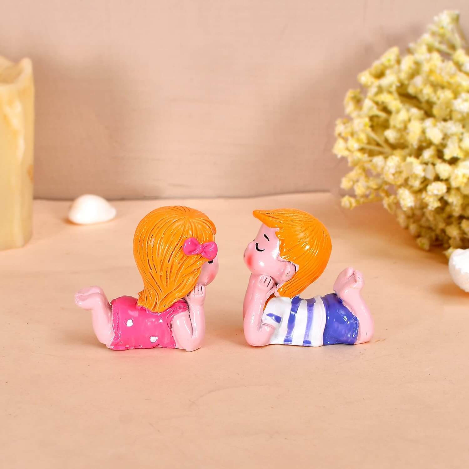 Small Cute Couple for Girlfriend Boyfriend Valentine's Day Romantic Gift for Girls Boys