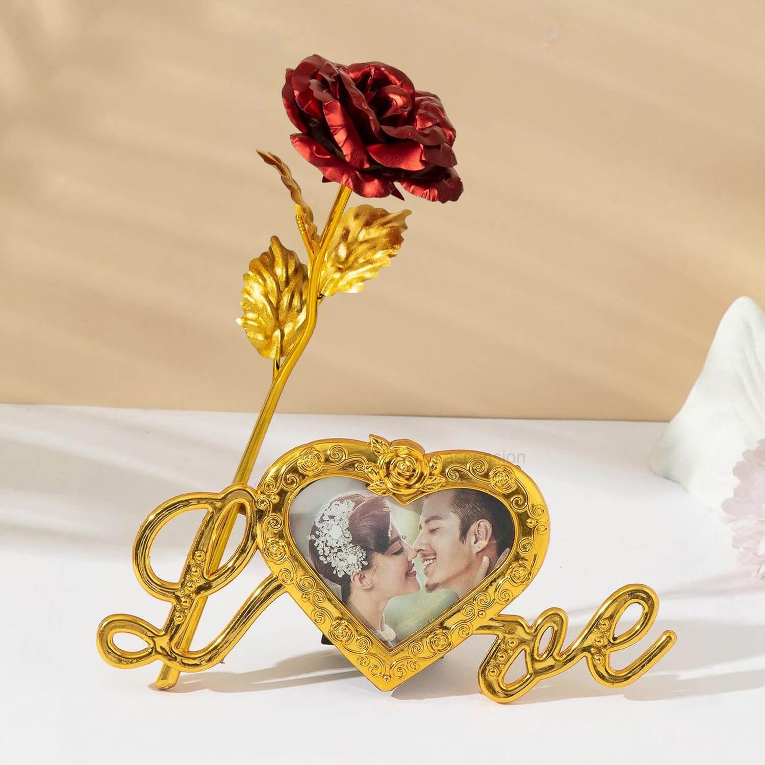 Artificial Red Roses Flower with Love Photo Frame Stand for Table Valentine's Decoration