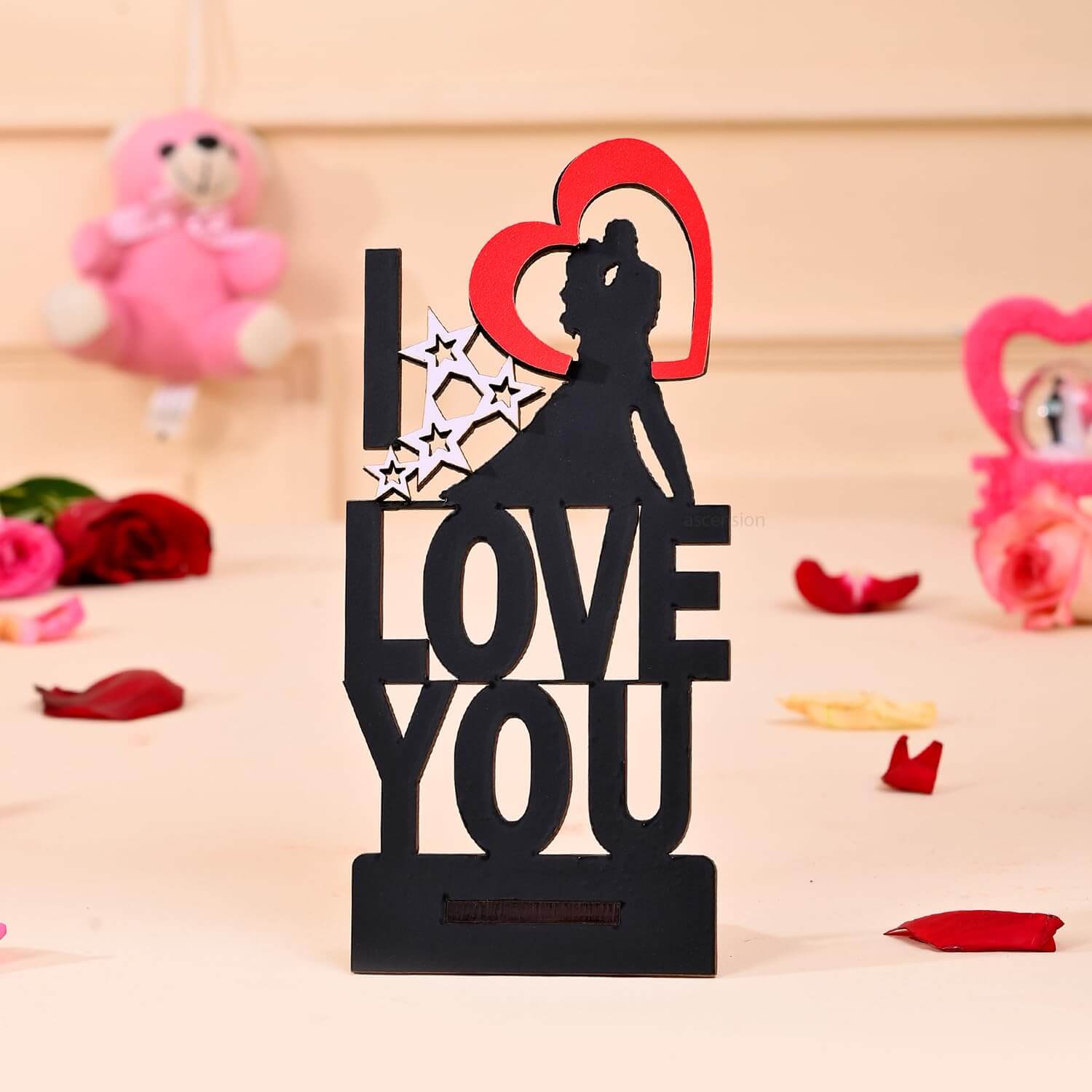 Wooden Romantic Kissing Couple with I Love You Decorative Showpiece