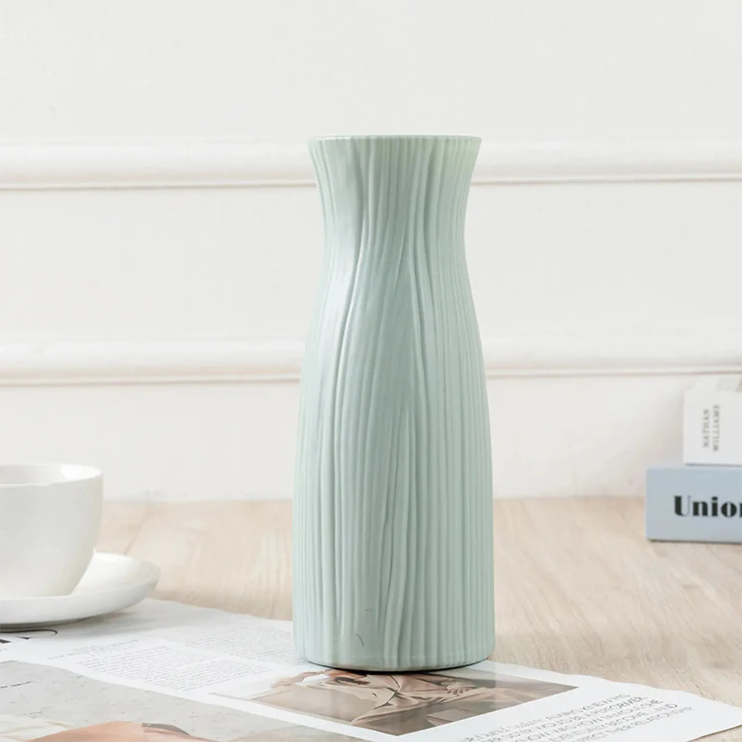 Plastic Flower Pot for Bedroom Office Living Room Decorative Vase for Home Decor