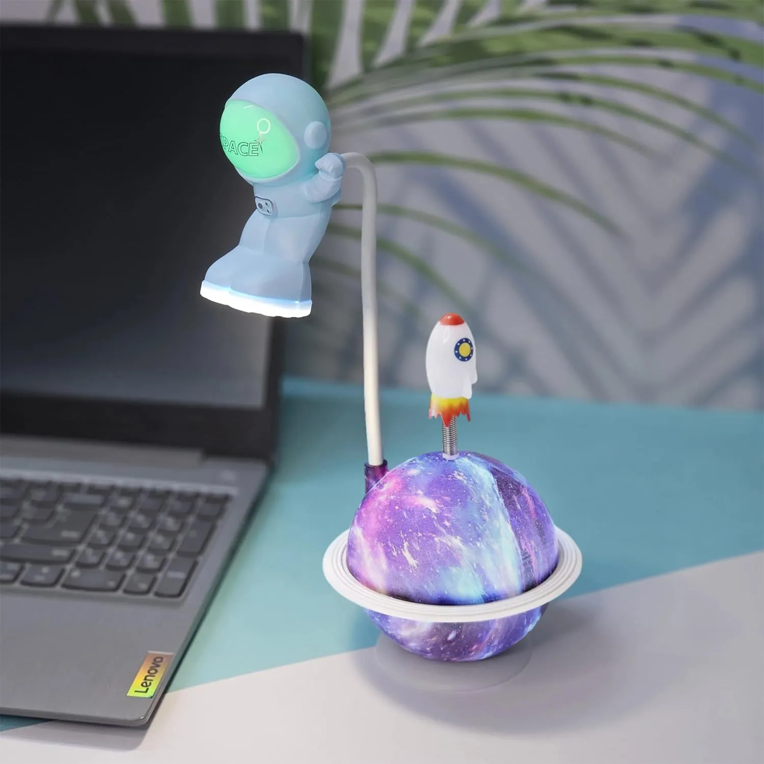Astronaut 3D Moon Lamp