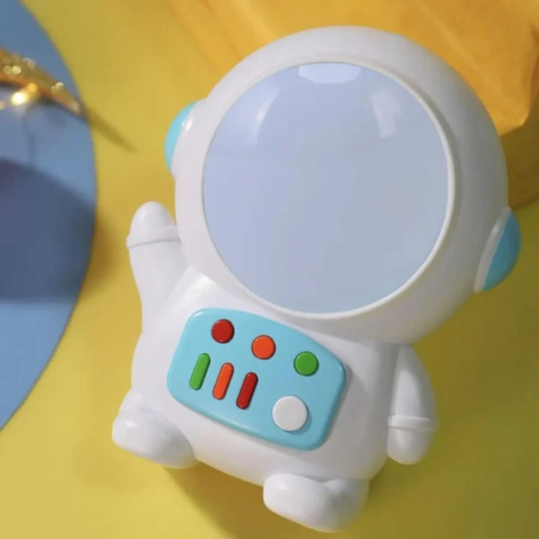 Astronaut Rechargeable Lamp