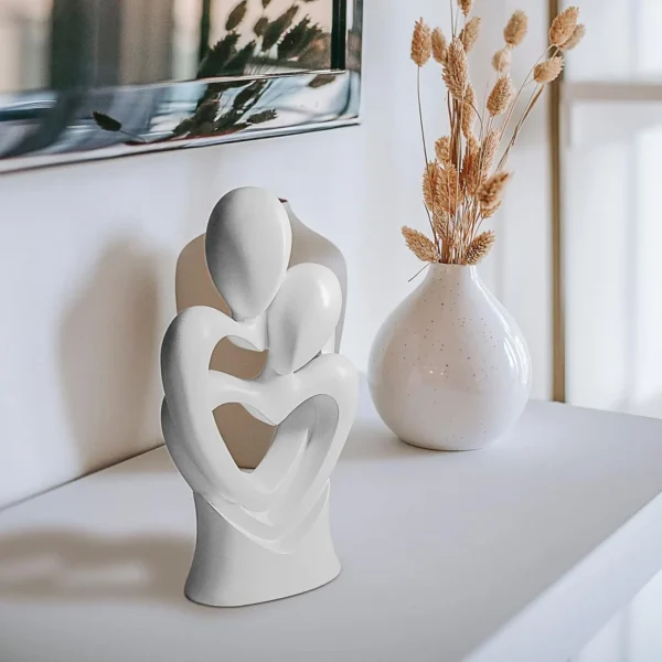 Hugging Couple Heart Statue