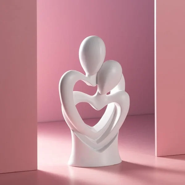 Hugging Couple Heart Statue