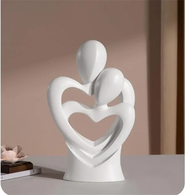 Hugging Couple Heart Statue