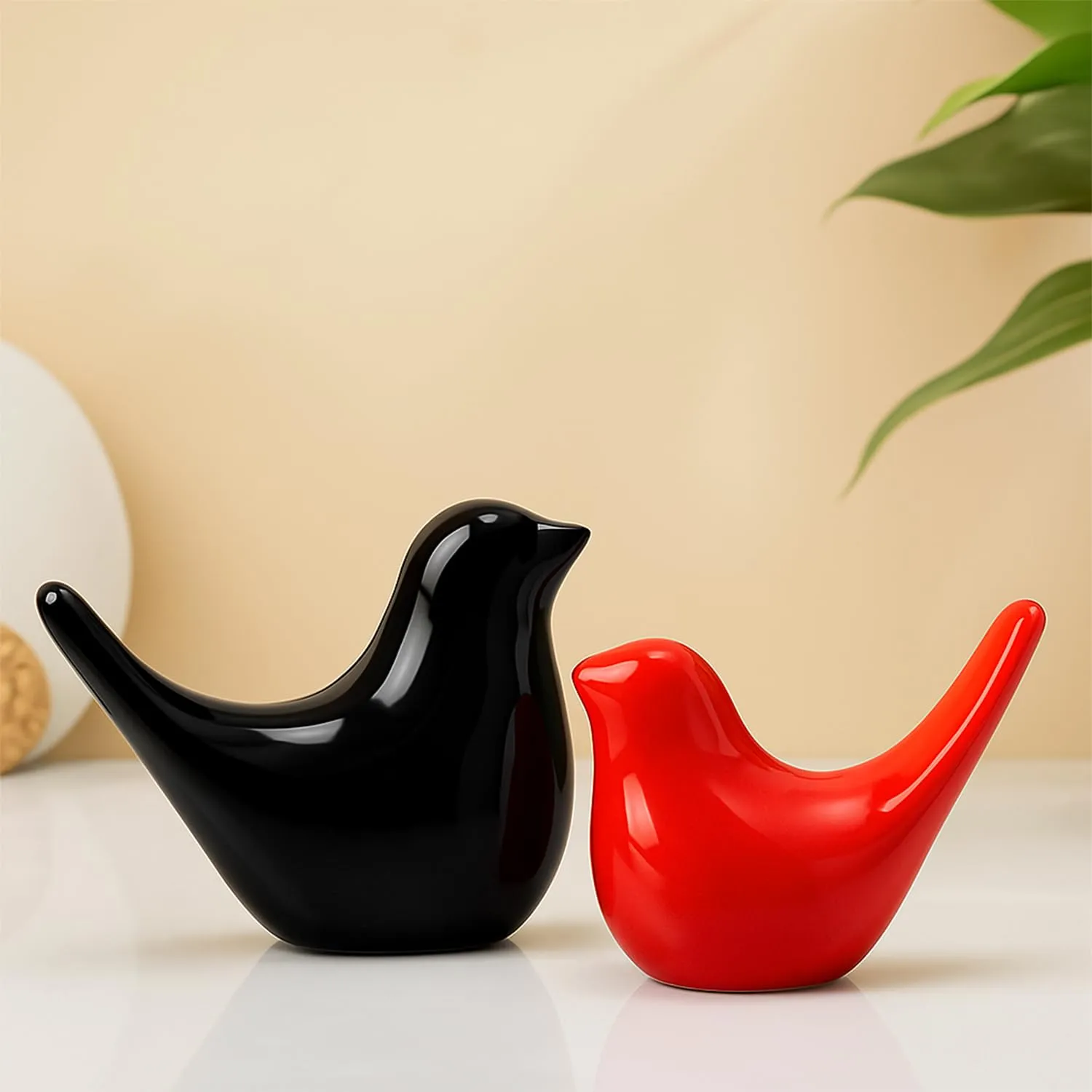 Black Red Birds Figurine Set