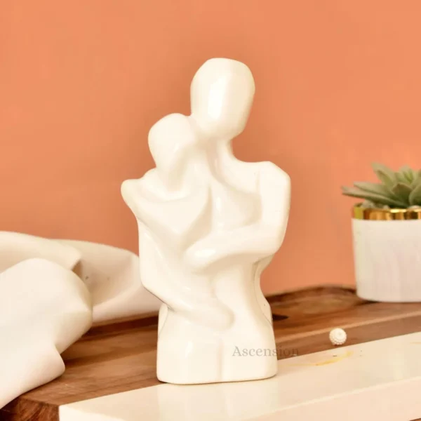 Romantic Couple Family Statue