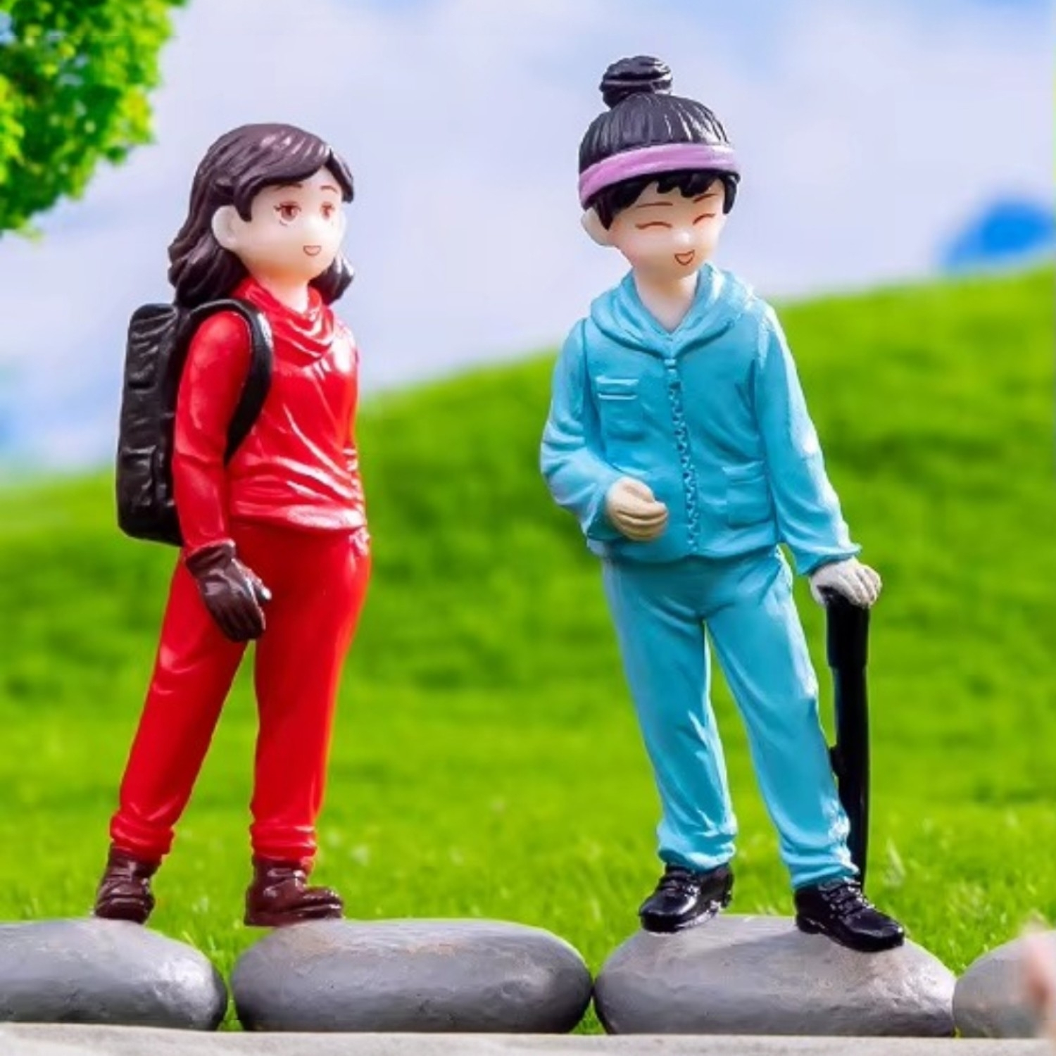 ascension Set of 4 Miniature Hiking Figurines Resin Adventure Theme Mini People for Terrarium, Garden, Desk D?cor & DIY Crafts Miniature Set for Living Room Bed Room Decoration & Gifts Item - Image 5