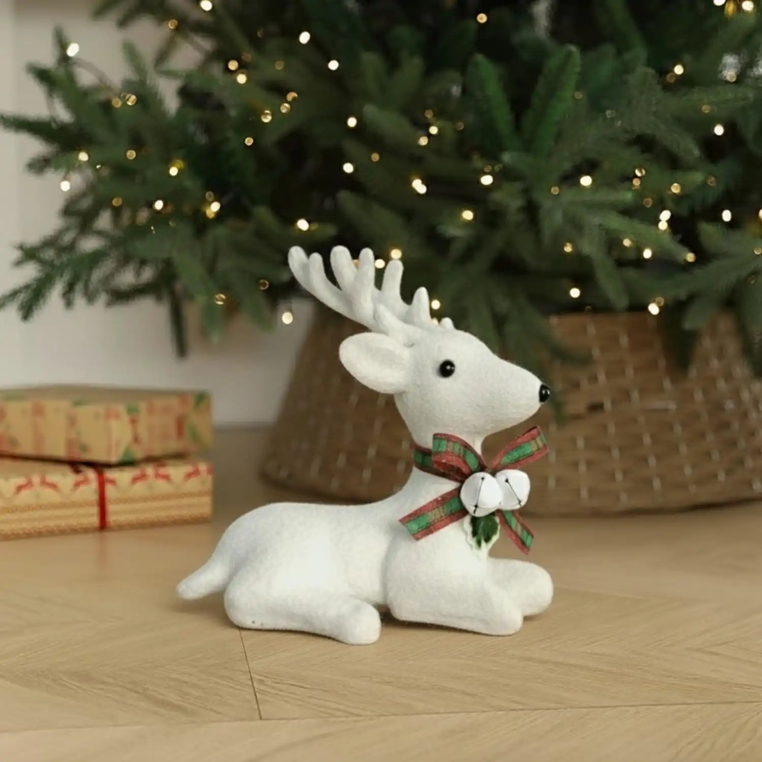 ascension Christmas Reindeer Figurines Elegant Deer for Christmas Decoration White Glitter Sitting Reindeers for Table Xmas Christmas Party Decoration Christmas Tabletop Decor & Gift Items