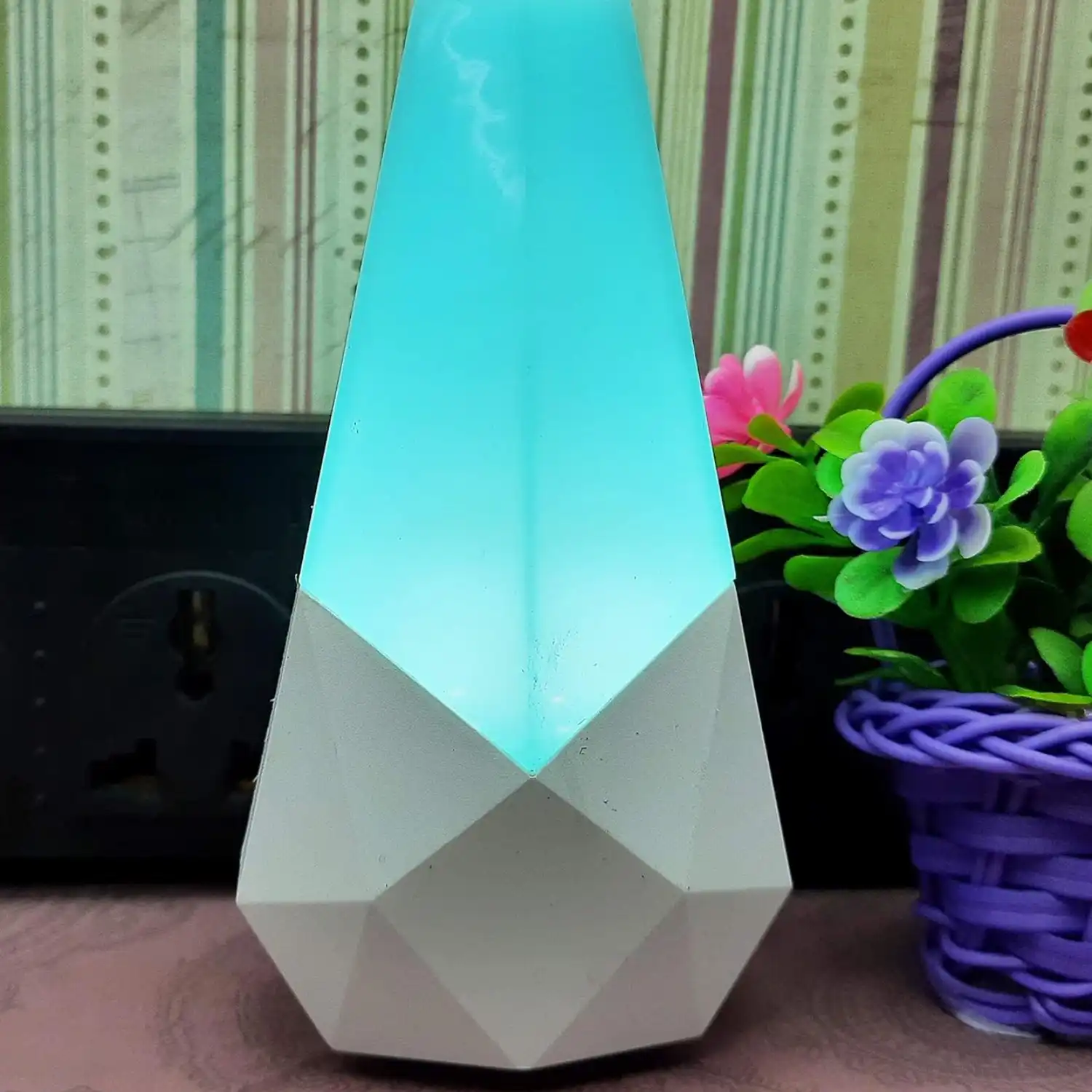 Plastic Diamond Night Light for Baby Nursing Kids Favourite Birthday Party Return Gifts, Multicolour (Pack of 1) - Image 8