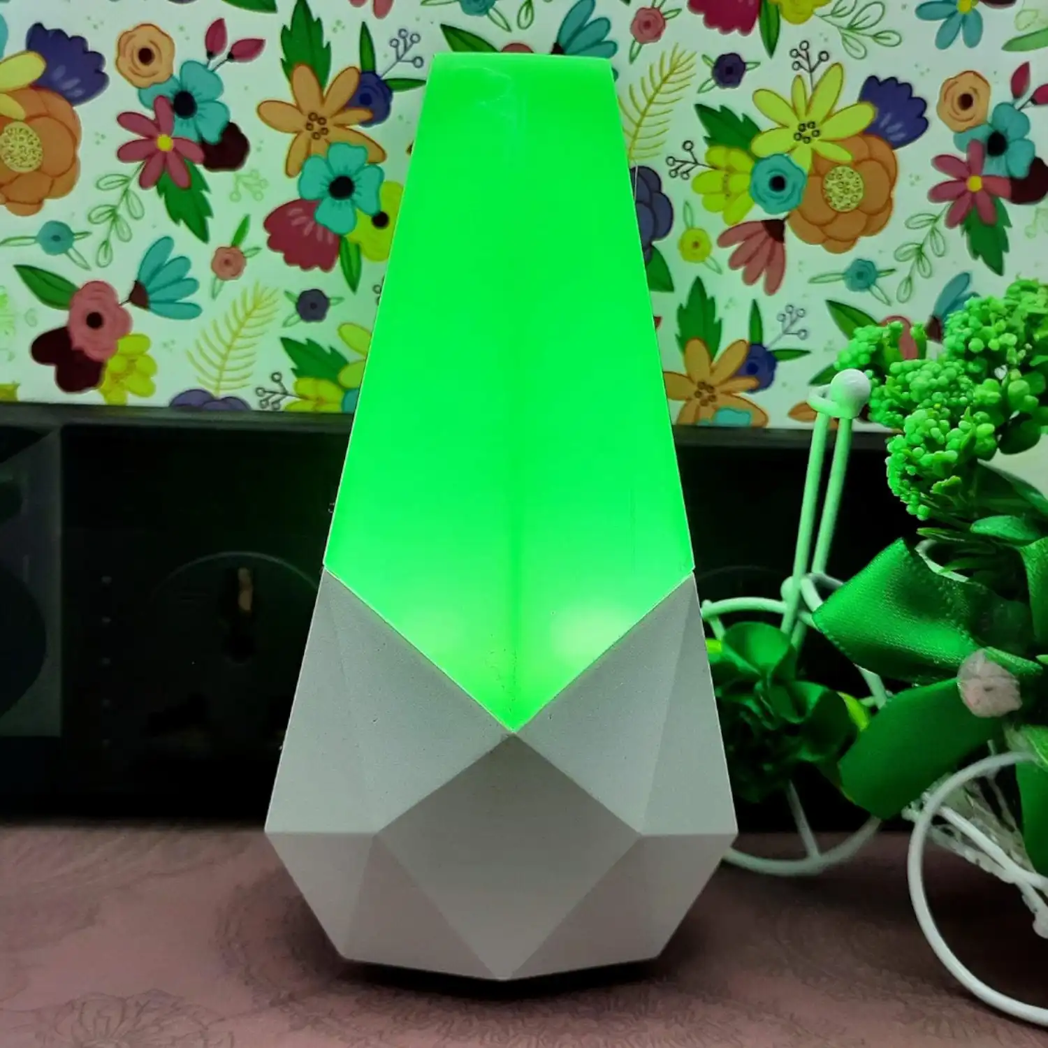 Plastic Diamond Night Light for Baby Nursing Kids Favourite Birthday Party Return Gifts, Multicolour (Pack of 1) - Image 6