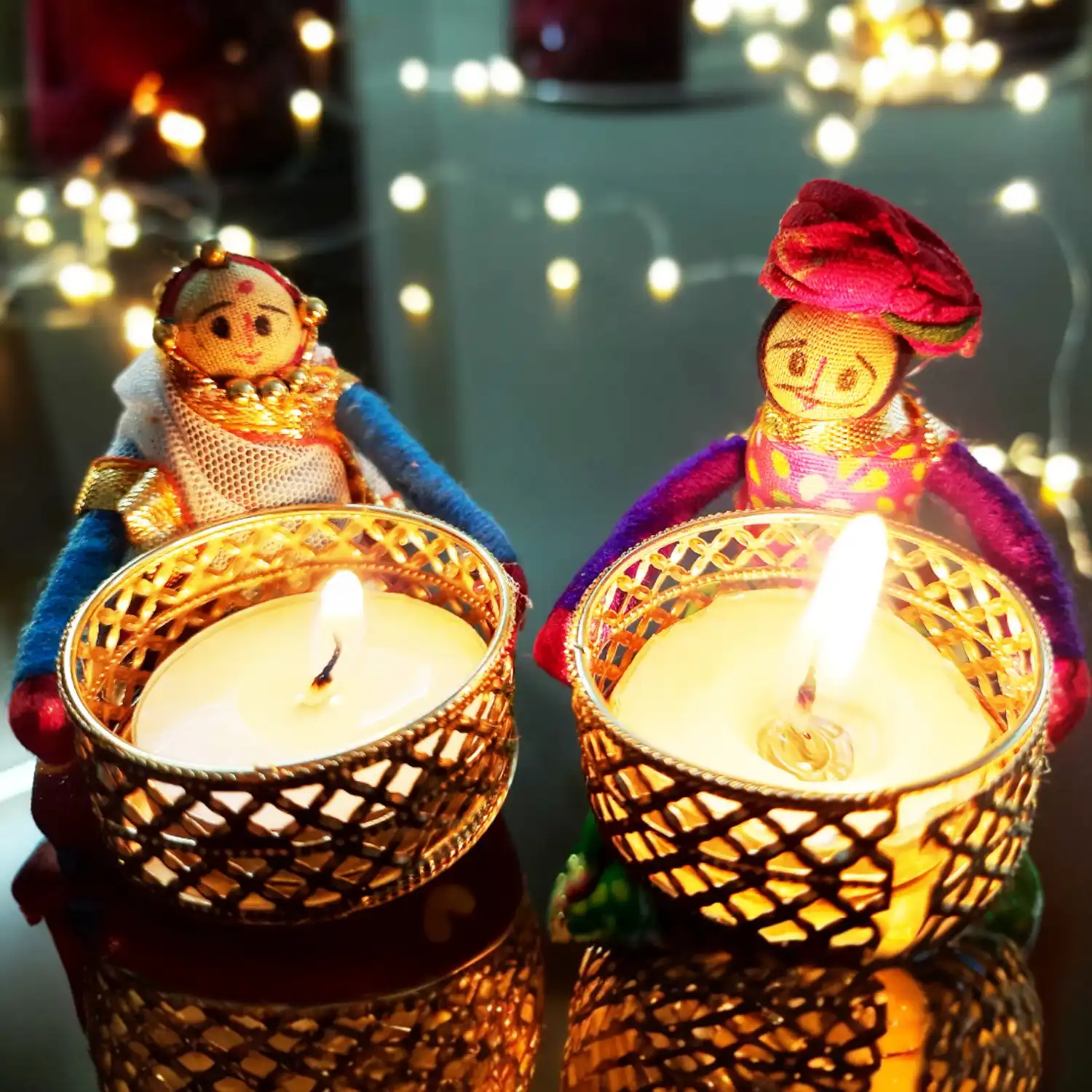 Rajasthani Marwari Couple Tealight Candle Holders for Side or Center Table Dining Room Christmas Lighting Home Decoration Diwali Gifts Navratri Dussehra Metallic Coated with Tea Light