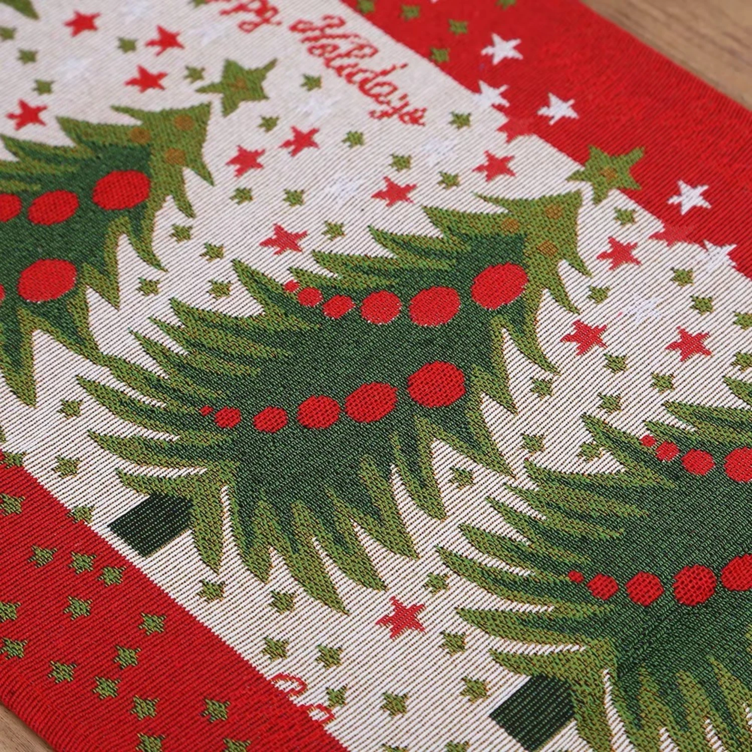 Christmas Table Runner Red Festive Dining Table Decoration with Green Xmas Tree Pattern - Image 3
