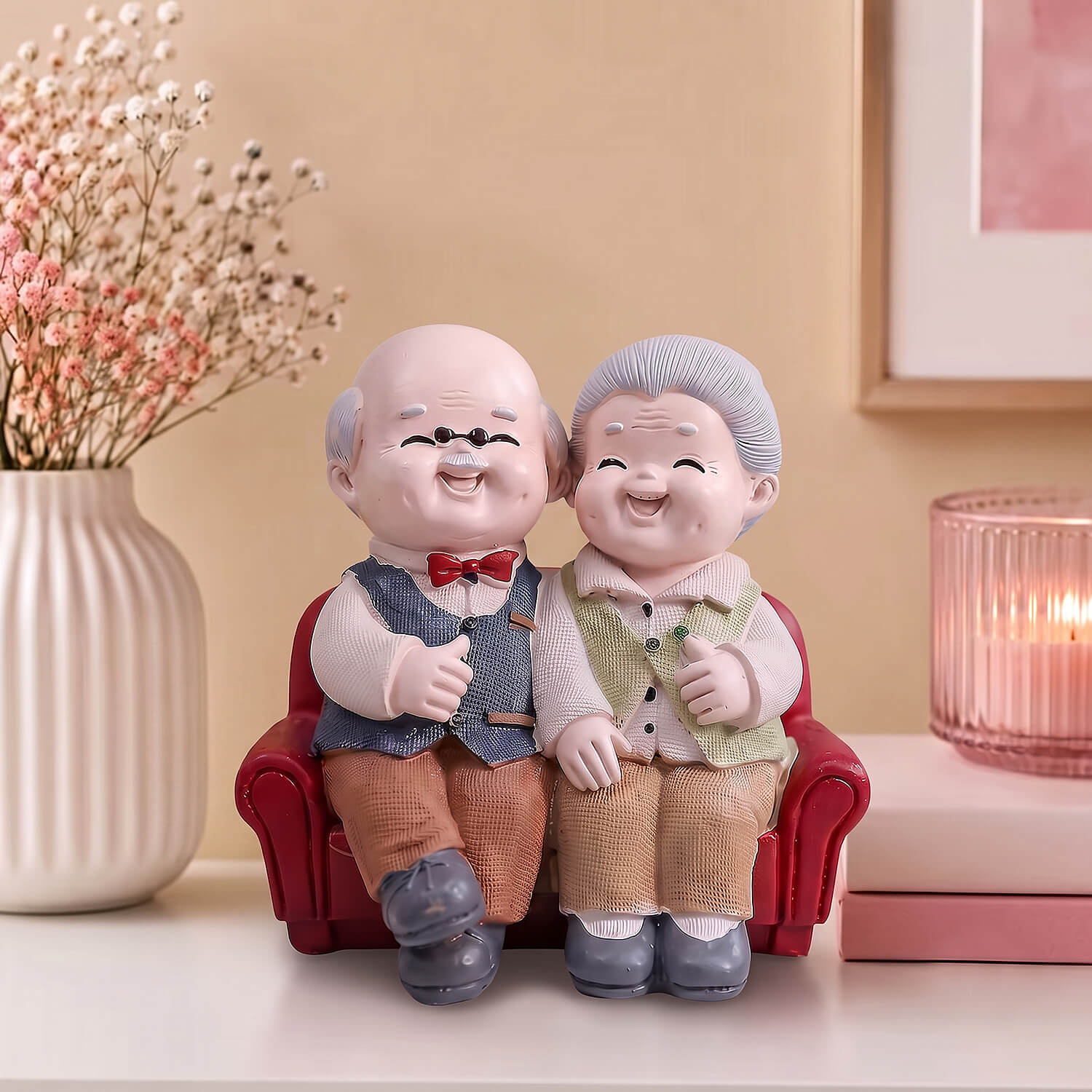 ascension Cute Romantic Old Couple Figurine Resin Grandparents Statue with Love Showpiece Romantic Decorative Item for Anniversary Retirement Birthday Gift Valentines Day Home & Office Decor